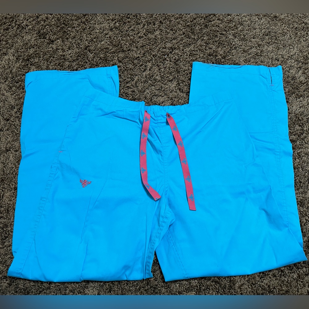 Med Couture Blue Scrub Set with Pink Lining - Picture 7 of 10